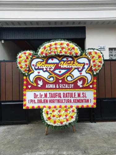 Papan Bunga Pernikahan duri kepa